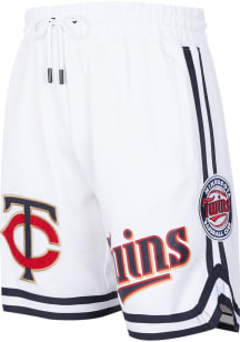 Pro Standard Minnesota Twins Mens White Classic Chenille Shorts