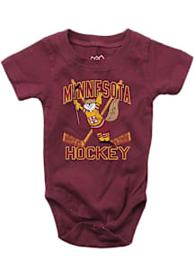 UMIN Inf MAROON Gopher Celebrating Creeper M IHOCK