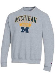 Champion Michigan Wolverines Mens Grey Class of 2026 Powerblend Long Sleeve Crew Sweatshirt