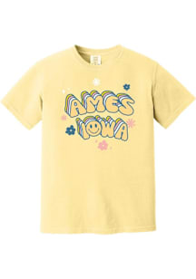 Summit Sportswear Ames Yellow Smiley Flowers Short Sleeve T Shirt
