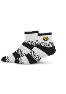 Iowa Hawkeyes Pro Stripe Fuzzy Womens Quarter Socks