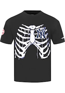 Pro Standard New York Yankees Black Rib Cage Short Sleeve T Shirt