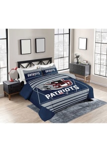 New England Patriots Crosser Queen Comforter