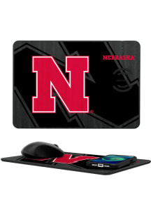 Nebraska Cornhuskers Logo 15-Watt Mouse Pad Phone Charger