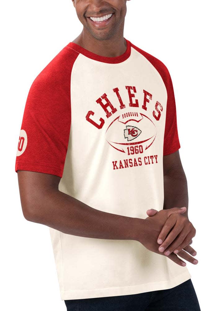 G-III Apparel Group (Starter) Starter Kansas City Chiefs White Center Block Short Sleeve Fashion T Shirt, White, 50 Poly / 37.5 Cot / 12.5 RAY, Size S, Rally House