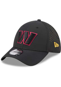 New Era Washington Commanders Mens Black Night 39THIRTY Flex Hat