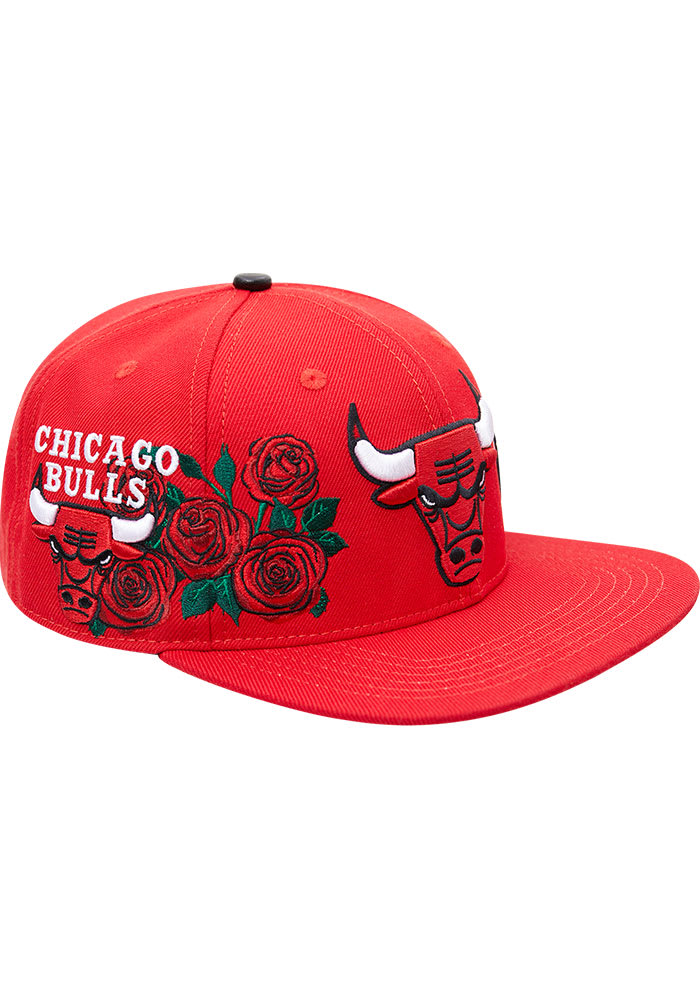 PRO STANDARD Bulls Red Rose Snapback BCB752939-BLK - Shiekh