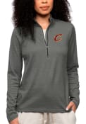 Cleveland Cavaliers Womens Antigua Epic Pullover - Charcoal