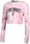 Champion Womens Pink Cincinnati Bearcats Crush Dye Crop Crew Sweatshirt