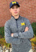 Michigan Wolverines Colosseum Brooks 1/4 Zip Pullover - Charcoal