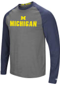 Michigan Wolverines Colosseum Social Skills T-Shirt - Charcoal