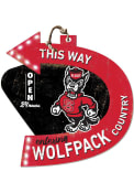 KH Sports Fan NC State Wolfpack This Way Arrow Sign