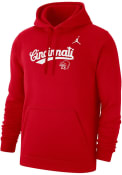 Nike Mens Red Cincinnati Bearcats Jordan Club Fleece Script Hooded Sweatshirt