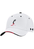 Under Armour White Cincinnati Bearcats 2022 Sideline Isochill Blitzing Adjustable Hat