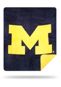 Michigan Wolverines 60x72 Silver Knit Throw Blanket