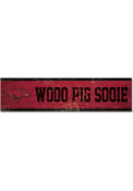 Arkansas Razorbacks Magnet (RED RUNNING HOG-R MAGNET (3''6''8''24''), 6 In