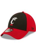 New Era Classic 39THIRTY Cincinnati Bearcats Flex Hat - Black
