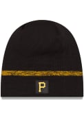 New Era Pittsburgh Pirates Black 2019 Clubhouse Knit Hat