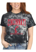 Cincinnati Bearcats Black Cropped Cloud Dye T-Shirt
